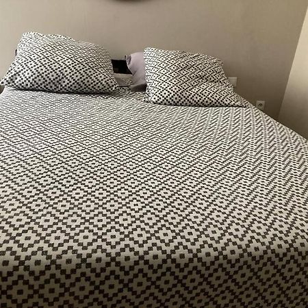Apartmán T 2 Calme&Douceur Tarbes Exteriér fotografie